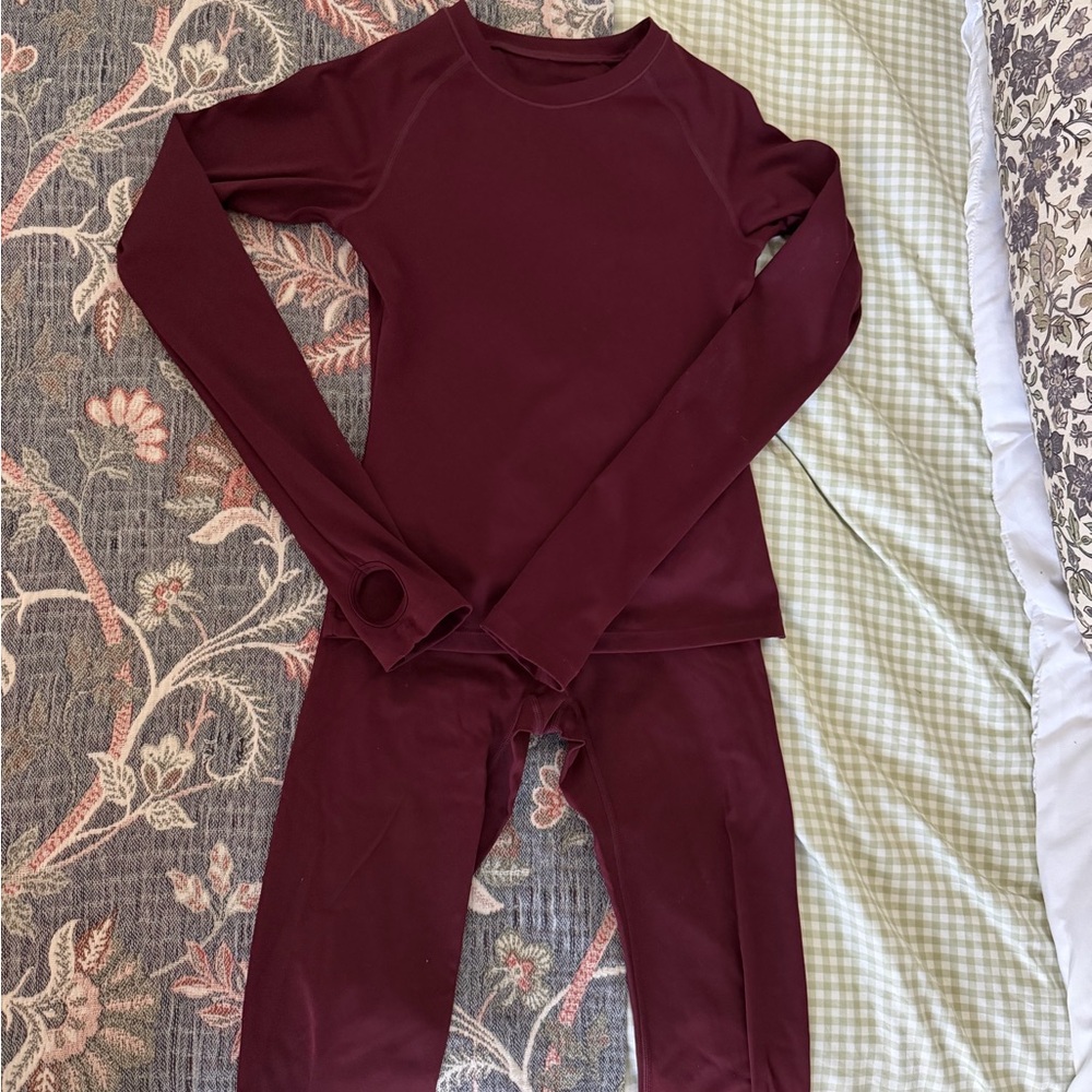 Long sleeve Active Set in Deep Burgundy